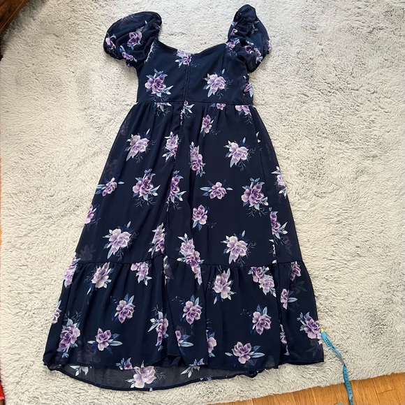 Francesca’s Floral Midi Dress - Picture 9 of 9